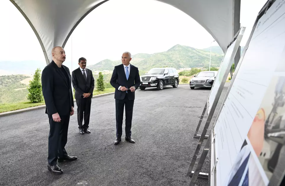 İlham Əliyev “LATIFA” Laçın tikiş fabrikinin açılışında iştirak edib - YENİLƏNİB