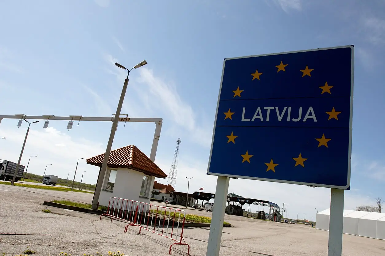 Latviya Belarus və Rusiya ilə sərhədləri üzərində hava məkanının bağlı qalma müddətini uzadıb