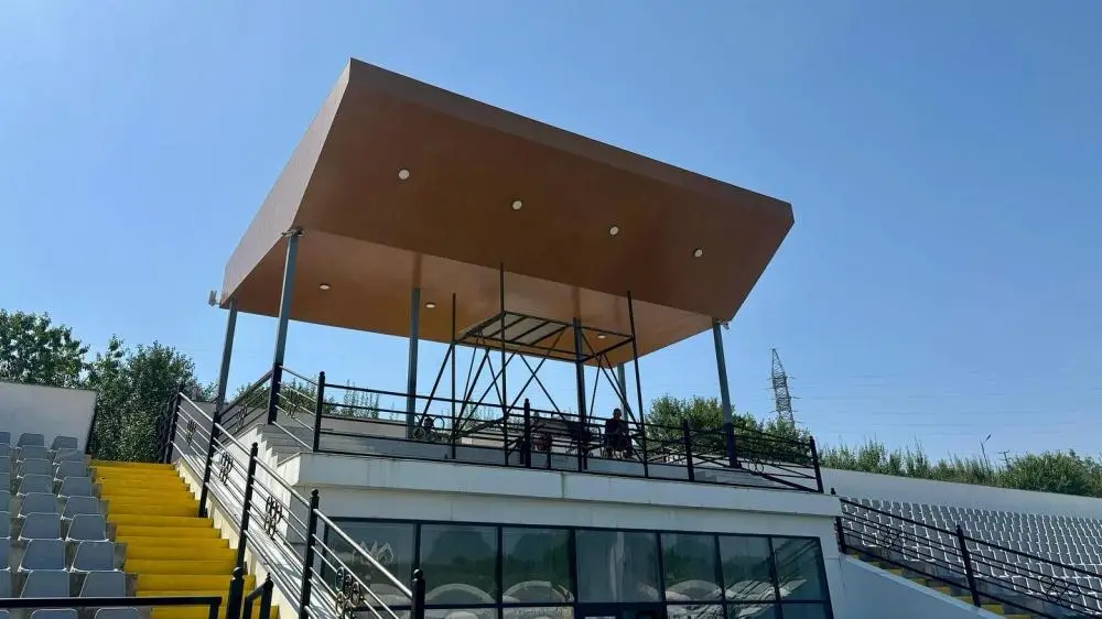 Quba stadionunu “İmişli” təmir edir - FOTO
