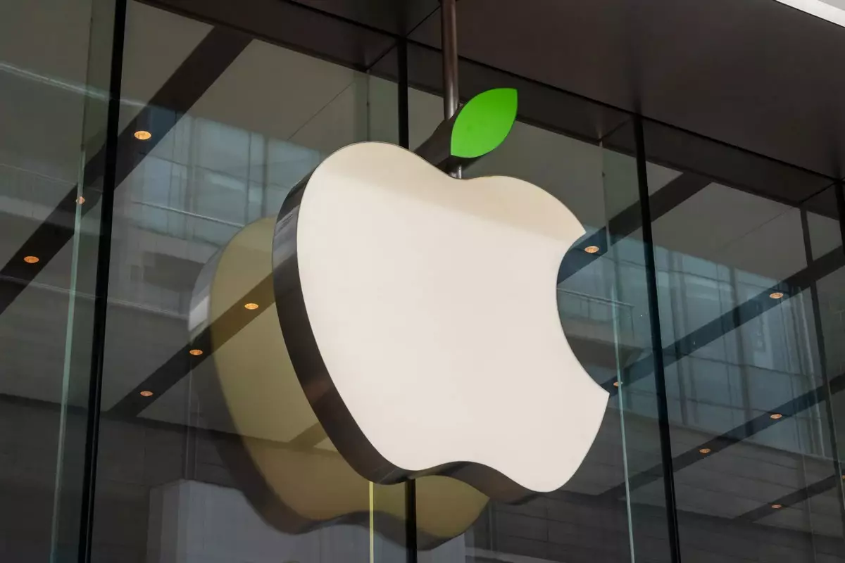 "Apple" ABŞ iqtisadiyyatına 500 milyard dollar sərmayə qoyacaq