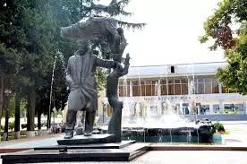 Qazax Rayon Mədəniyyət Mərkəzi əsaslı təmir olunacaq