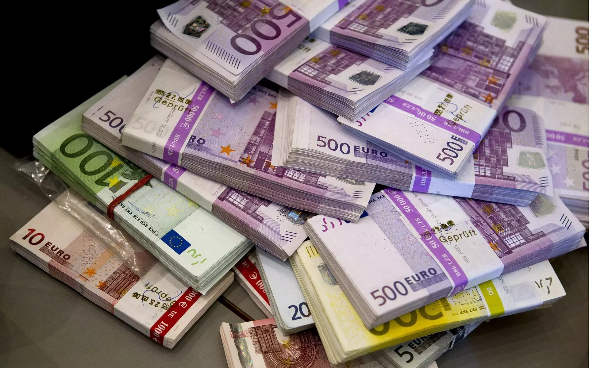 Finlandiya Ukraynaya 198 milyon avro ayırdı