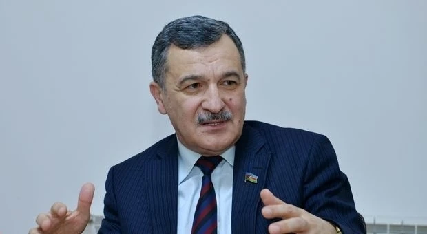 Adına küçə və prospekt olan insanlar haqqında məlumat lövhəsi də olmalıdır – Deputat