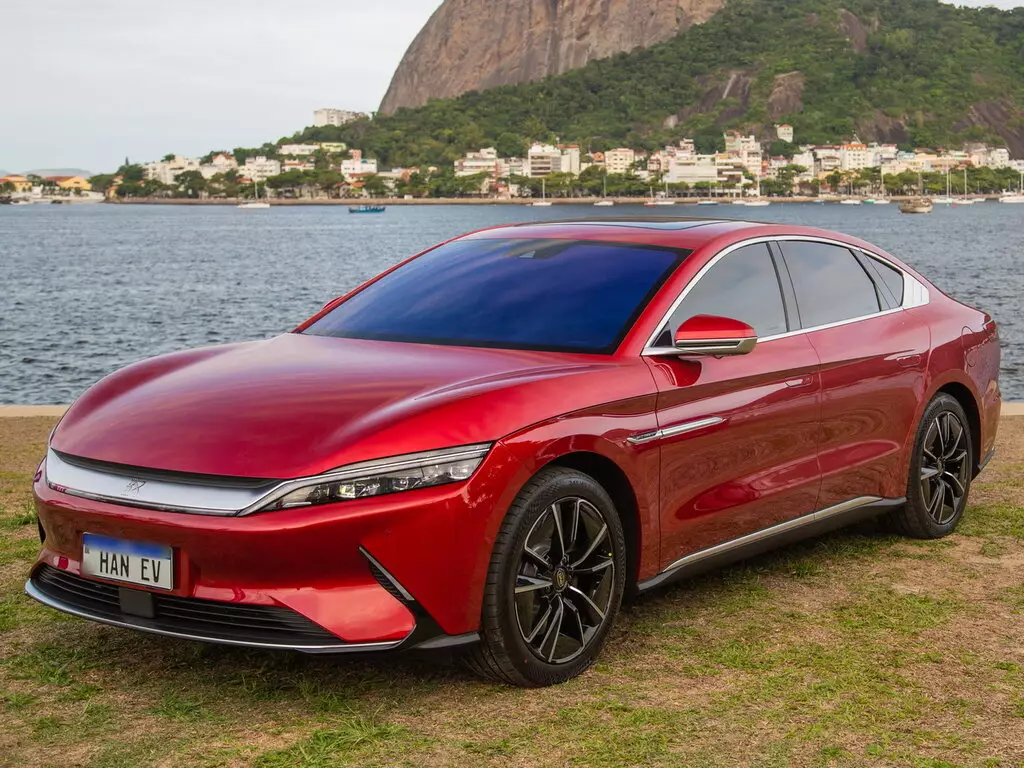 "BYD" qazancını açıqladı