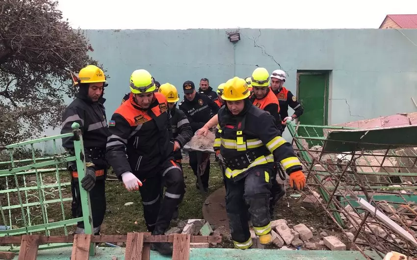 Novxanıdakı partlayışda dağıntılar altından sağ çıxarılan şəxslərin vəziyyəti açıqlanıb - YENİLƏNİB-2