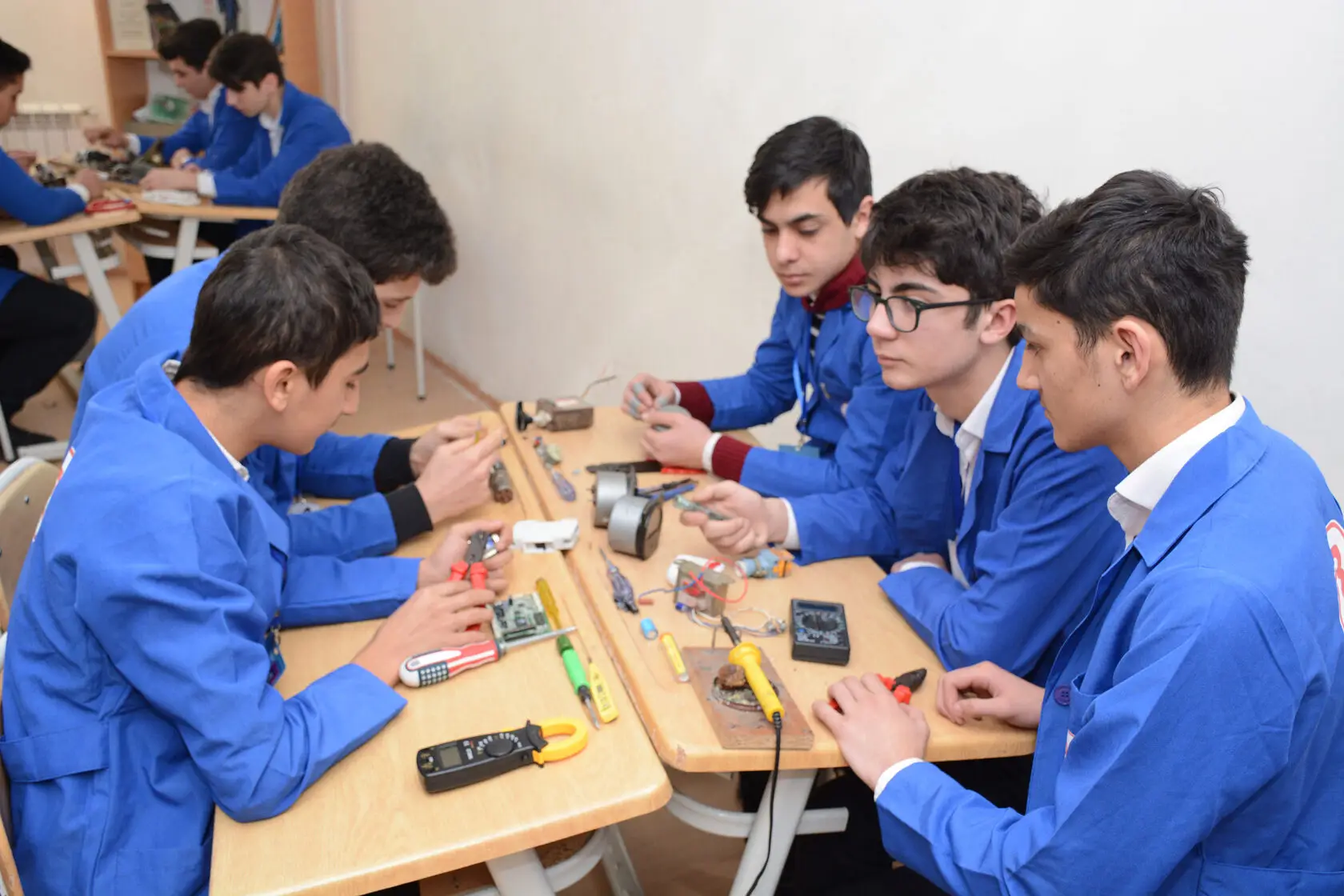 Peşə məktəblərinə müəllimlərin vakansiya seçiminə start verilib