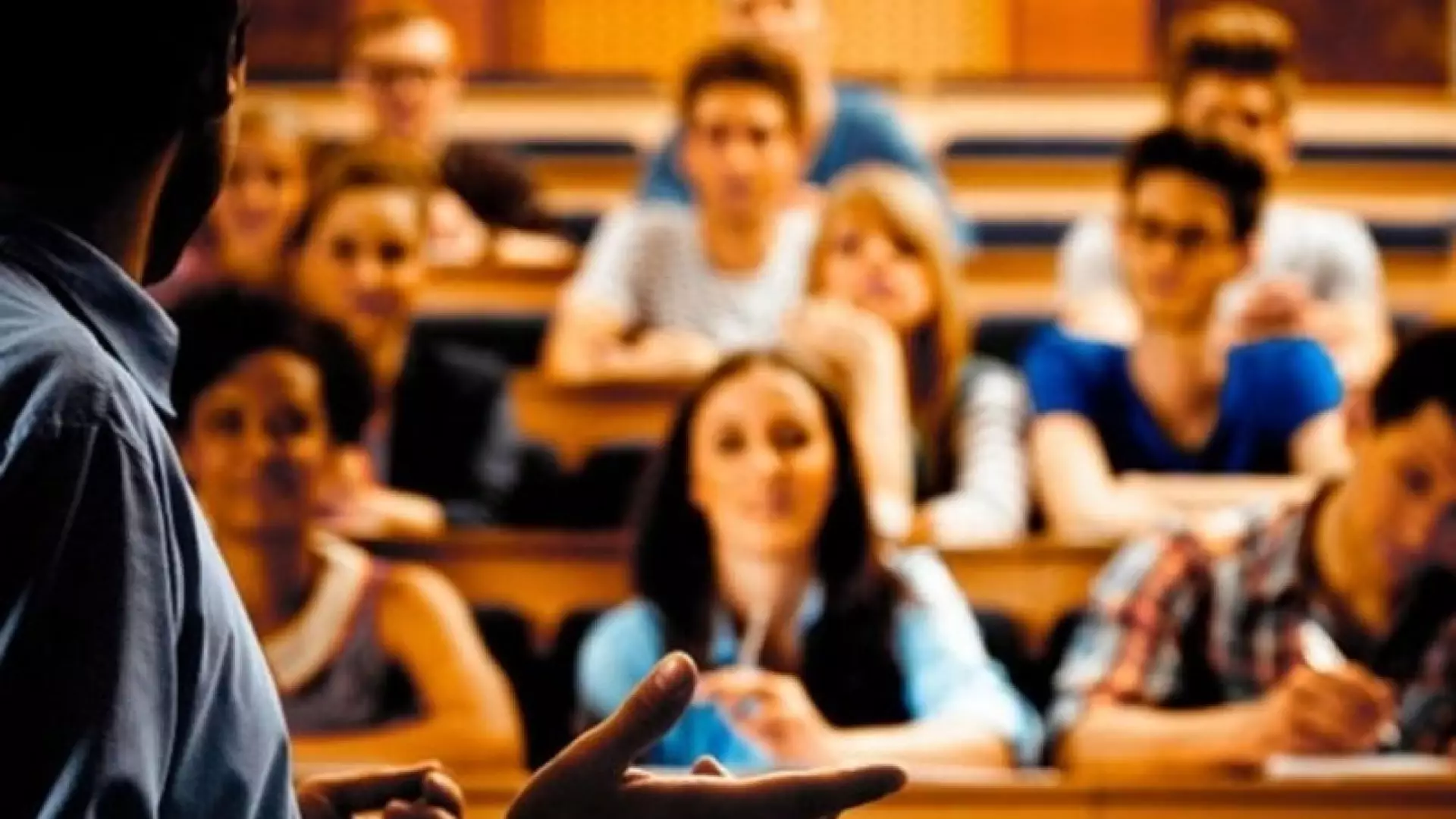 Sabah bu universitetlərdə dərslər onlayn formatda keçiləcək