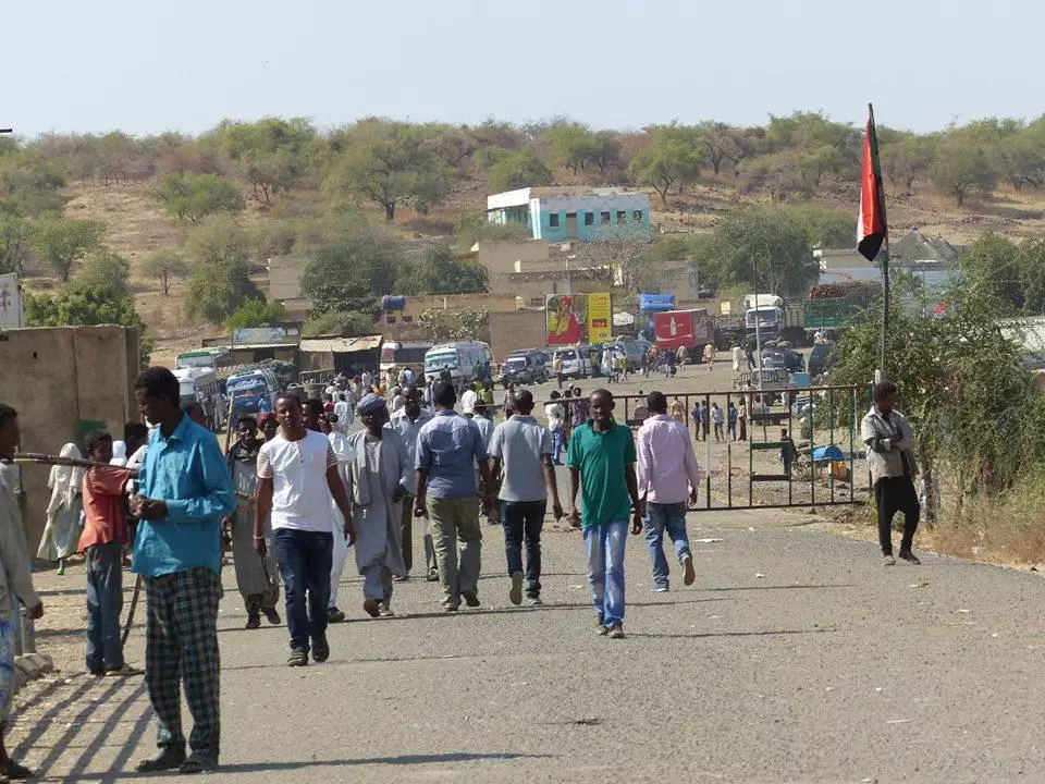 Sudan Efiopiya ilə sərhədi bağlayıb