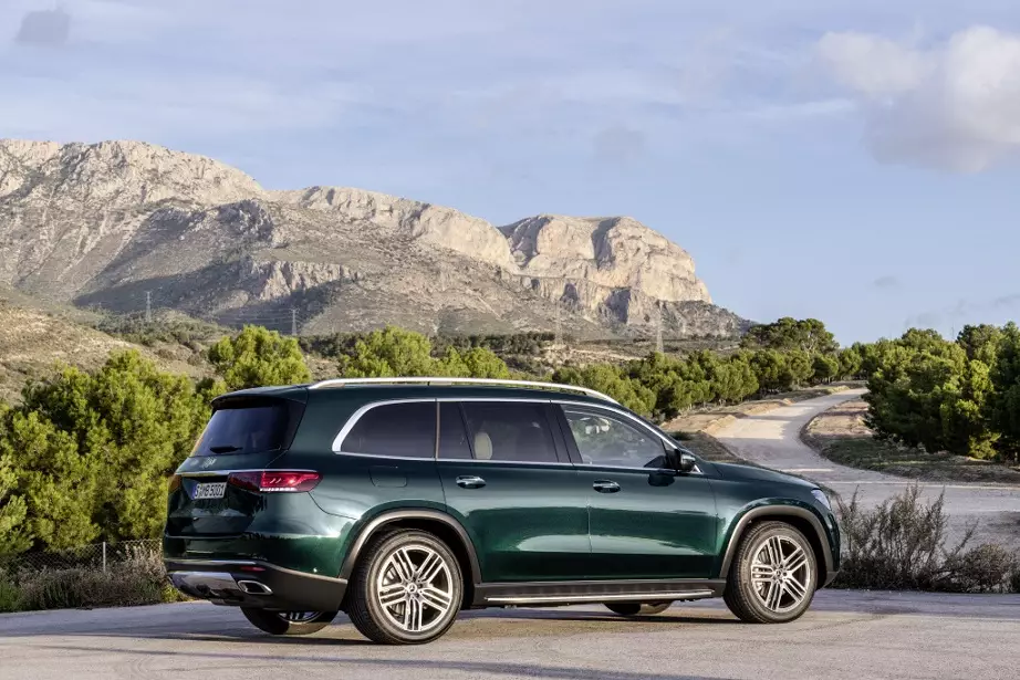 "Geely" xalis mənfəətini 3,6 dəfə artırdı