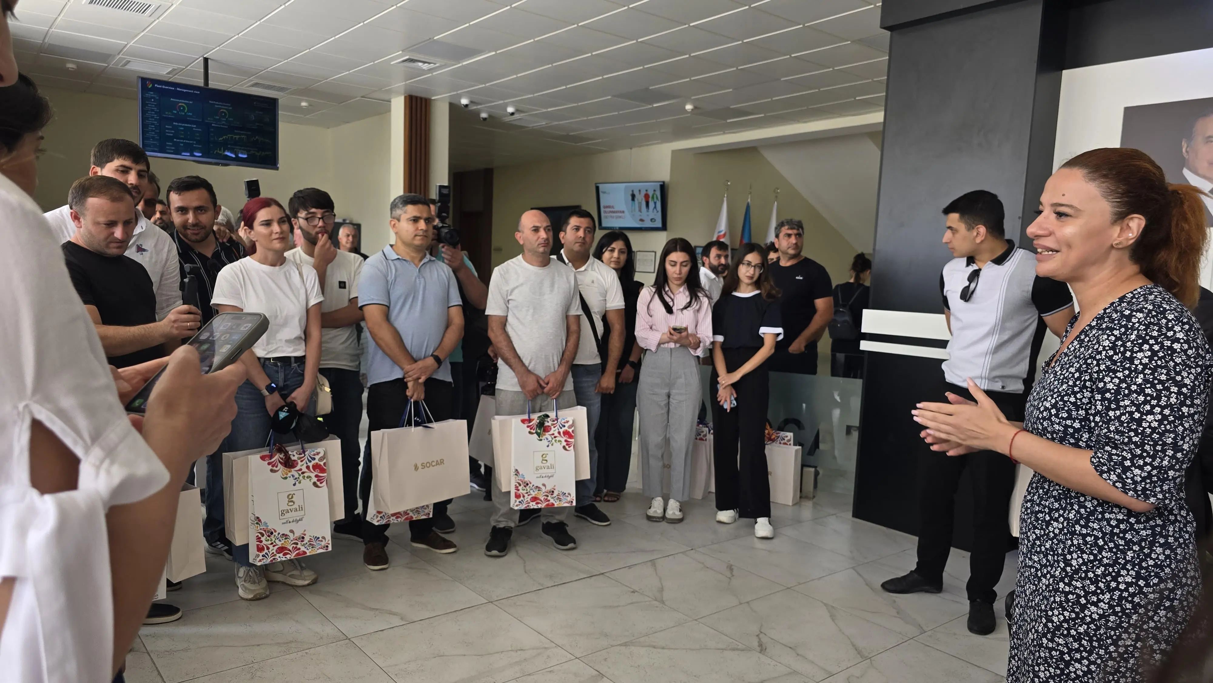 Azərbaycan milli mətbuatının 150 illik yubileyi münasibətilə “SOCAR Karbamid” zavoduna media-tur təşkil olunub - FOTO