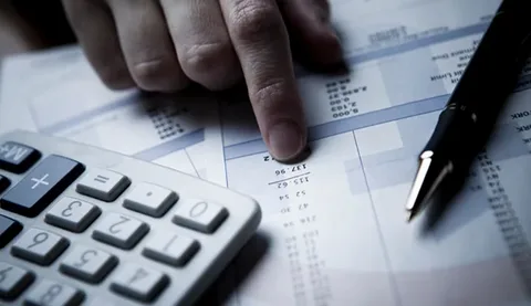 Keçən il vergi borclarının həcmi 350 mln. manata yaxın artıb
