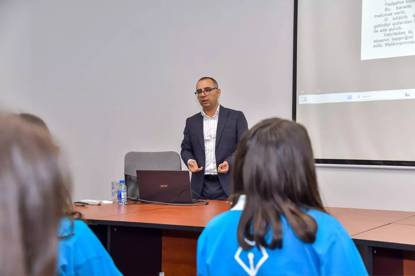 Pərvin Abbasovun təqdimatında MEDİA könüllüləri üçün Newslab keçirilib - FOTO