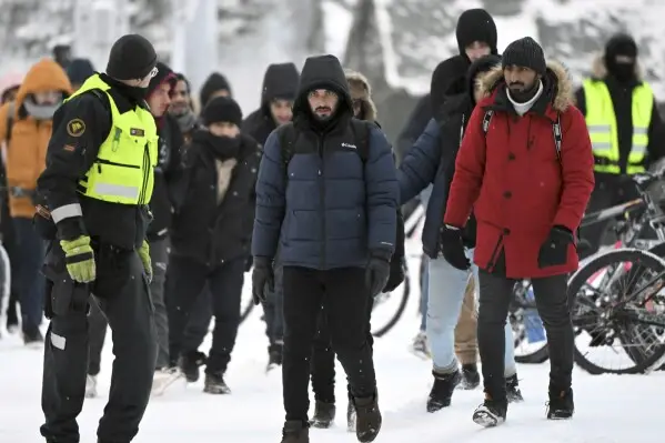Finlandiya qaçqınlara ödənişləri dayandıracaq