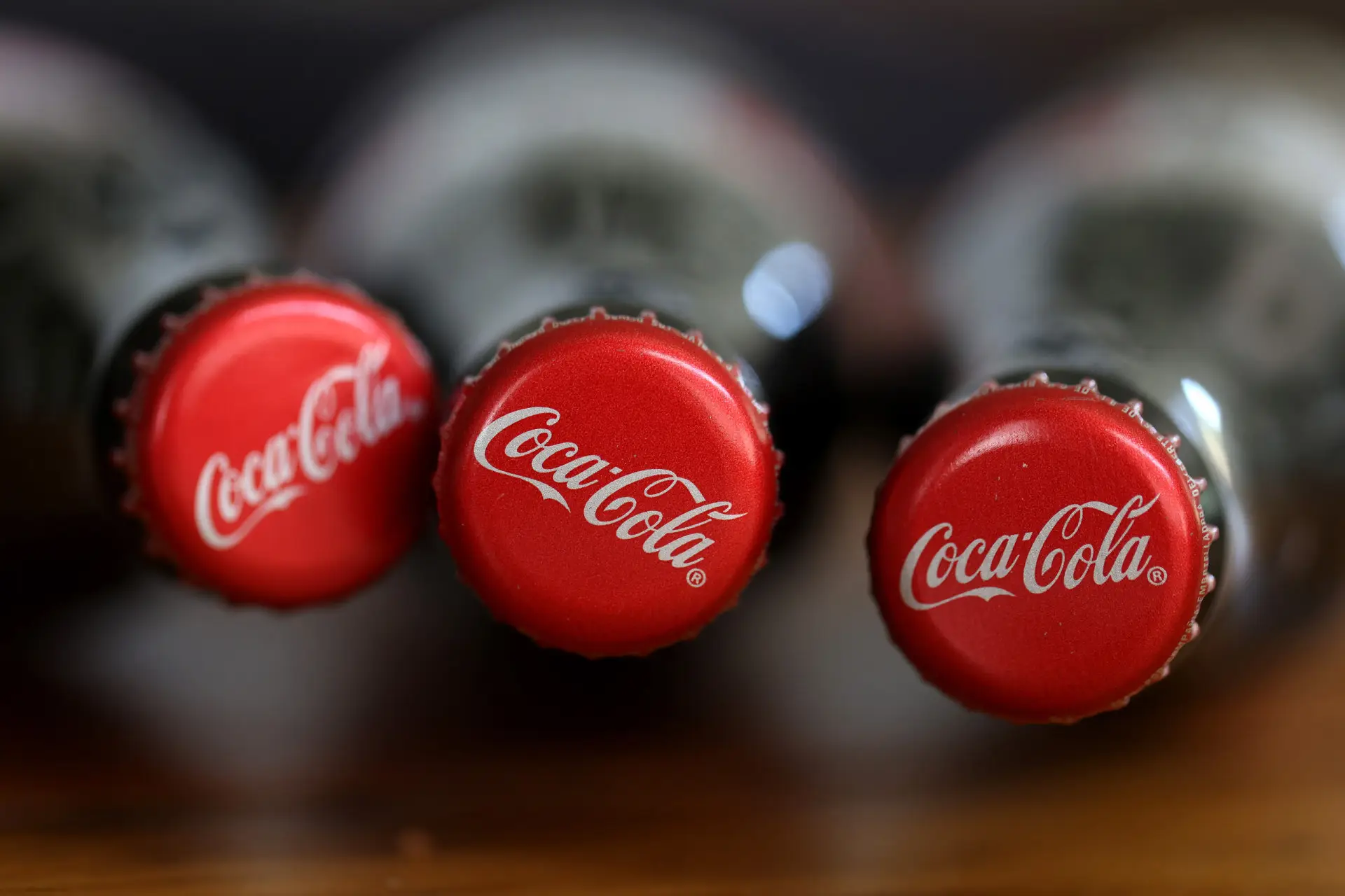 "Coca-Cola" 12 milyard dollardan çox gəlir əldə edib