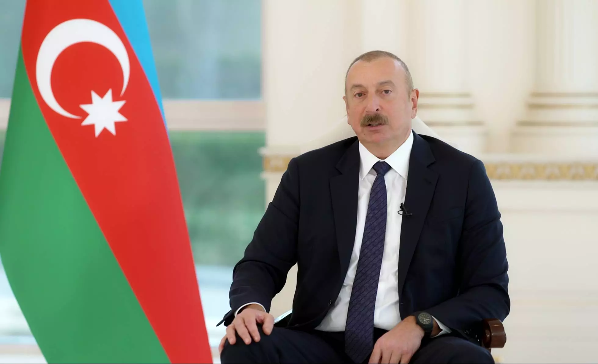 İlham Əliyev Mövlud Çavuşoğluya başsağlığı verib