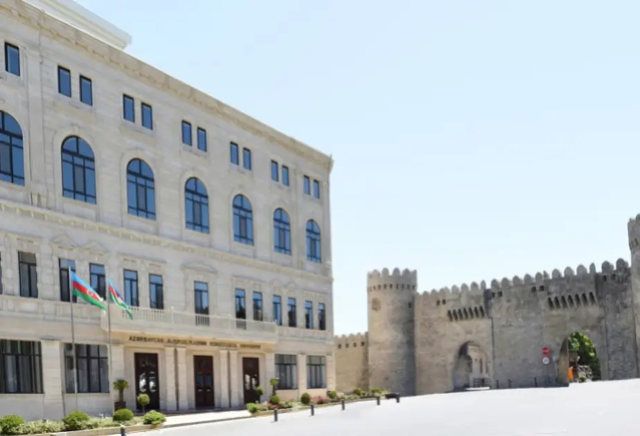 Konstitusiya Məhkəməsinin Plenumunda ombudsmanın sorğusu əsasında konstitusiya işinə baxılıb