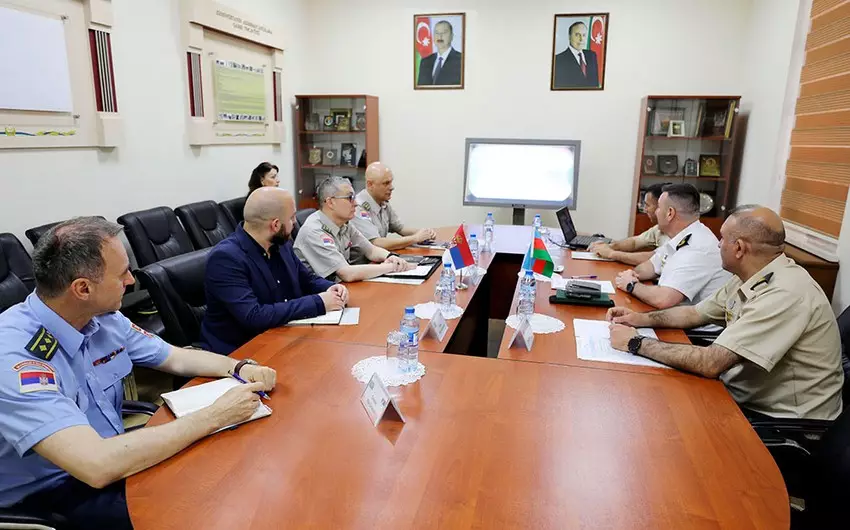 Azərbaycan və Serbiya hərbi nümayəndələri arasında görüş keçirilib