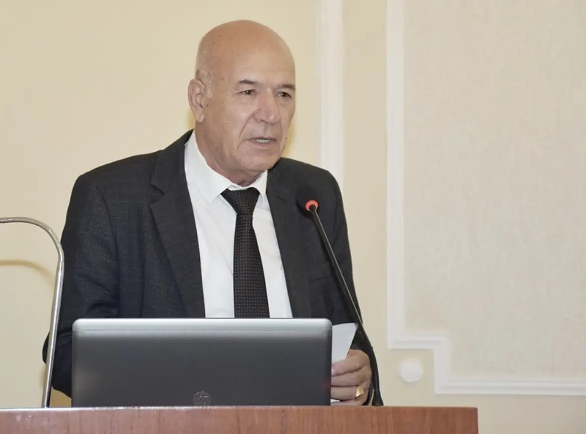 Azərbaycanda alim vəfat etdi