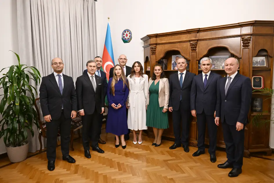 Mehriban Əliyeva Azərbaycanın Müqəddəs Taxt-Tacdakı səfirliyinin inzibati ofisinin açılışında iştirak edib