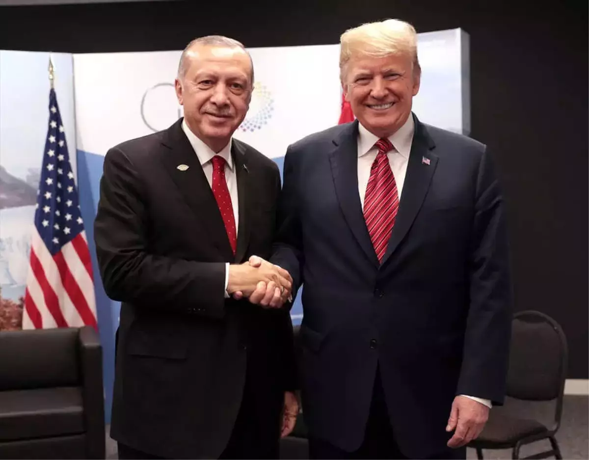 Tramp Ərdoğandan Ukrayna məsələsində vasitəçilik etməsini istəyib