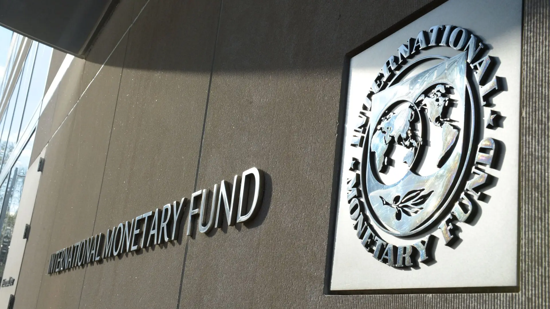 BVF Kiyevlə 8,2 milyard dollarlıq maliyyələşdirmə haqqında saziş imzalayıb
