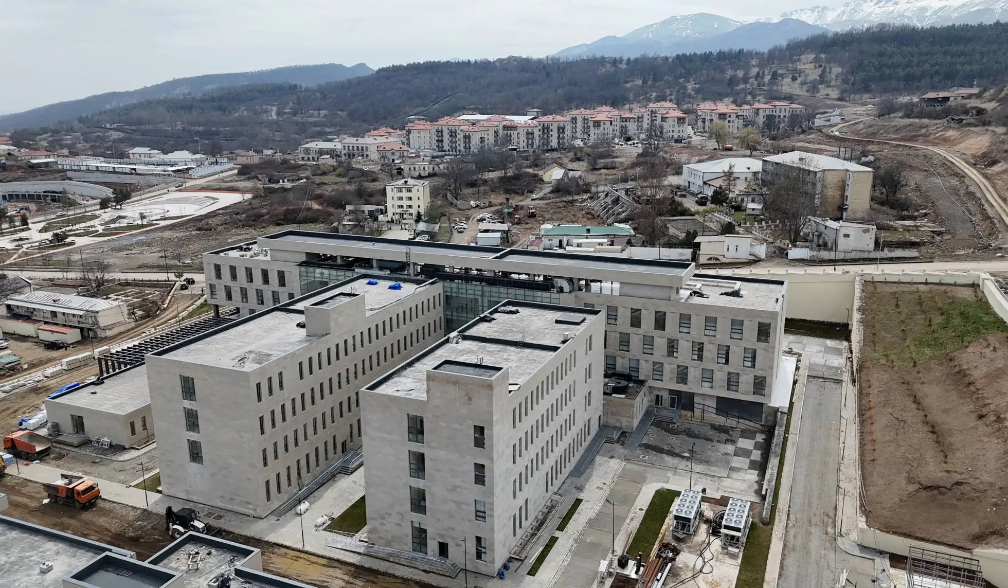 Xankəndi, Ağdərə və Xocalıda məskunlaşan əhalinin sayı açıqlanıb