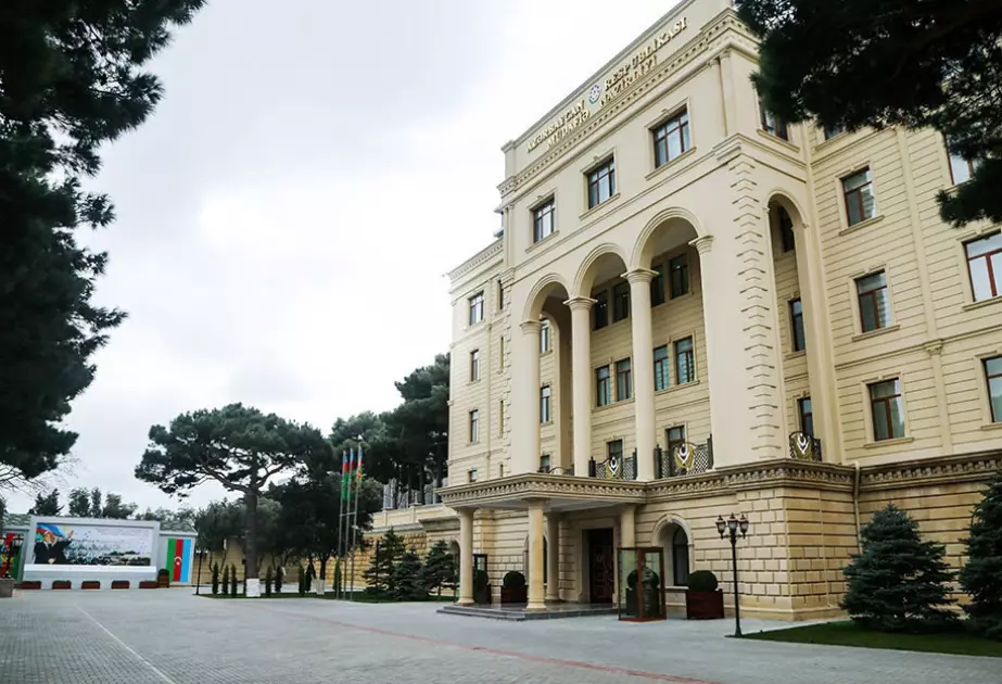 Azərbaycan müdafiə naziri Türkiyə tərəfinə başsağlığı verib
