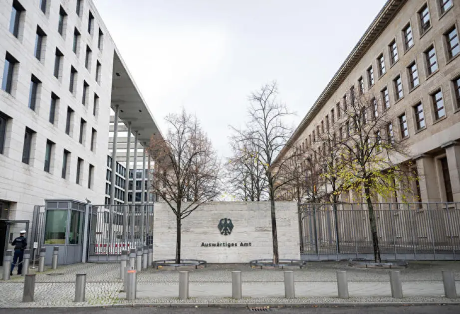 Rəsmi Berlin: Rusiyanın NATO hava məkanını yenidən pozması olduqca təhlükəlidir