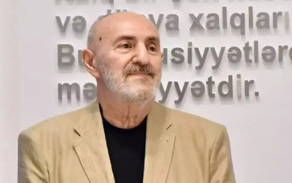 Akif İslamzadə “Şöhrət” ordeni ilə təltif edilib