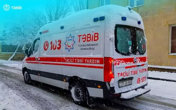 Qarlı havada təcili yardıma 292 müraciət daxil olub