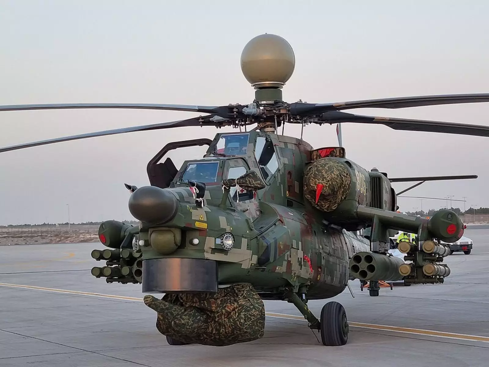 Rusiyanın hərbi helikopteri yerə çırpıldı, ekipaj üzvləri öldü