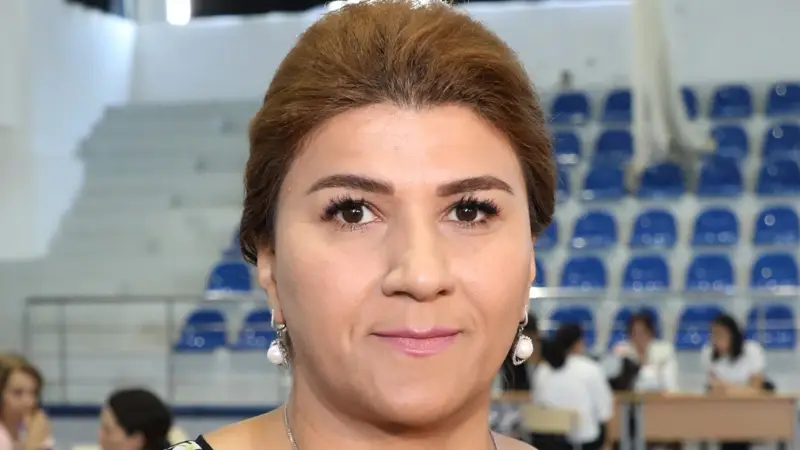 Əməkdar müəllimin ölkədən çıxışına "stop" qoyuldu - SƏBƏB