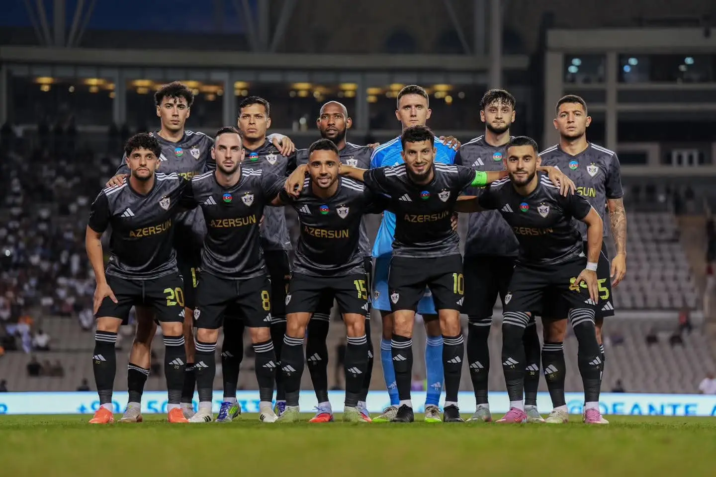 ÇL: "Qarabağ" "Benfika" səfərində