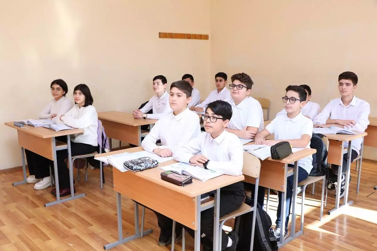 Lisey və gimnaziyalarla bağlı qərar ləğv olundu