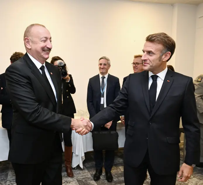 İlham Əliyevin Fransa Prezidenti ilə görüşü olub - YENİLƏNİB