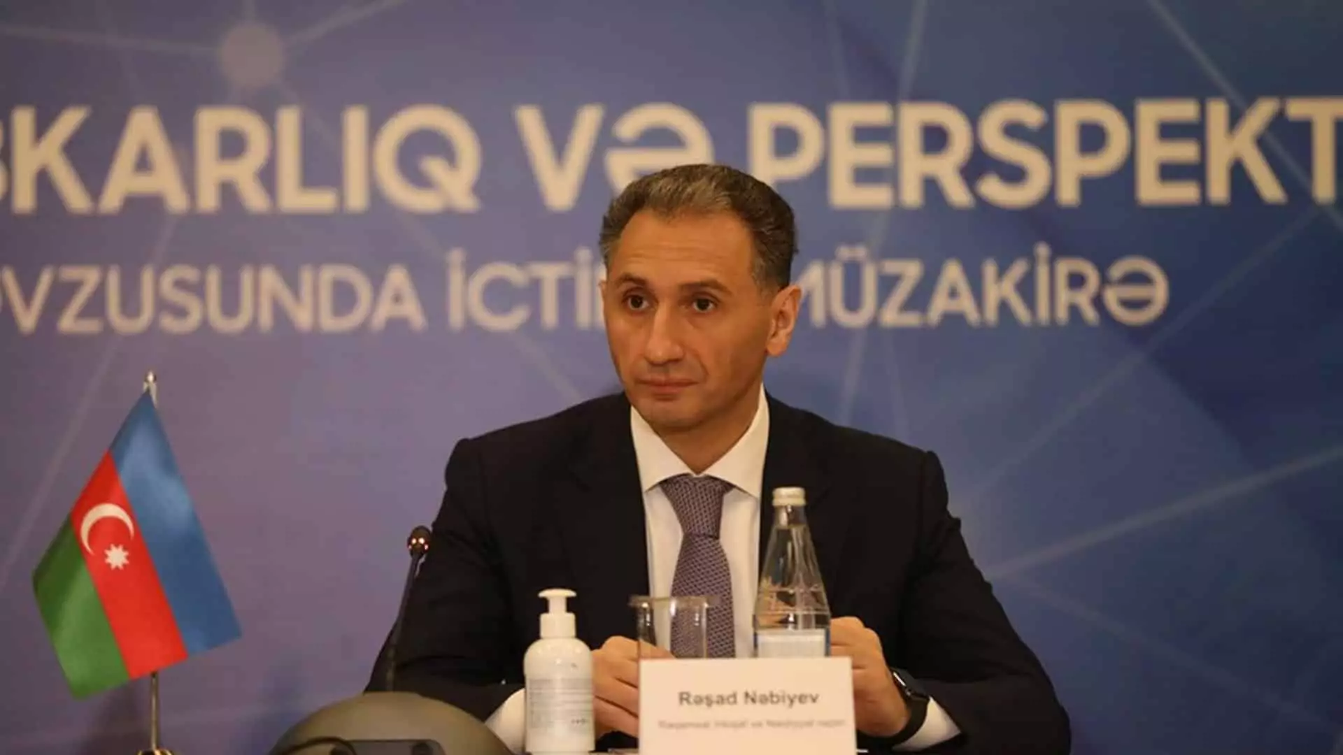 Rəşad Nəbiyev: "Azərbaycanın hava yolları dünyanın ən etibarlı sistemlərindən biridir"