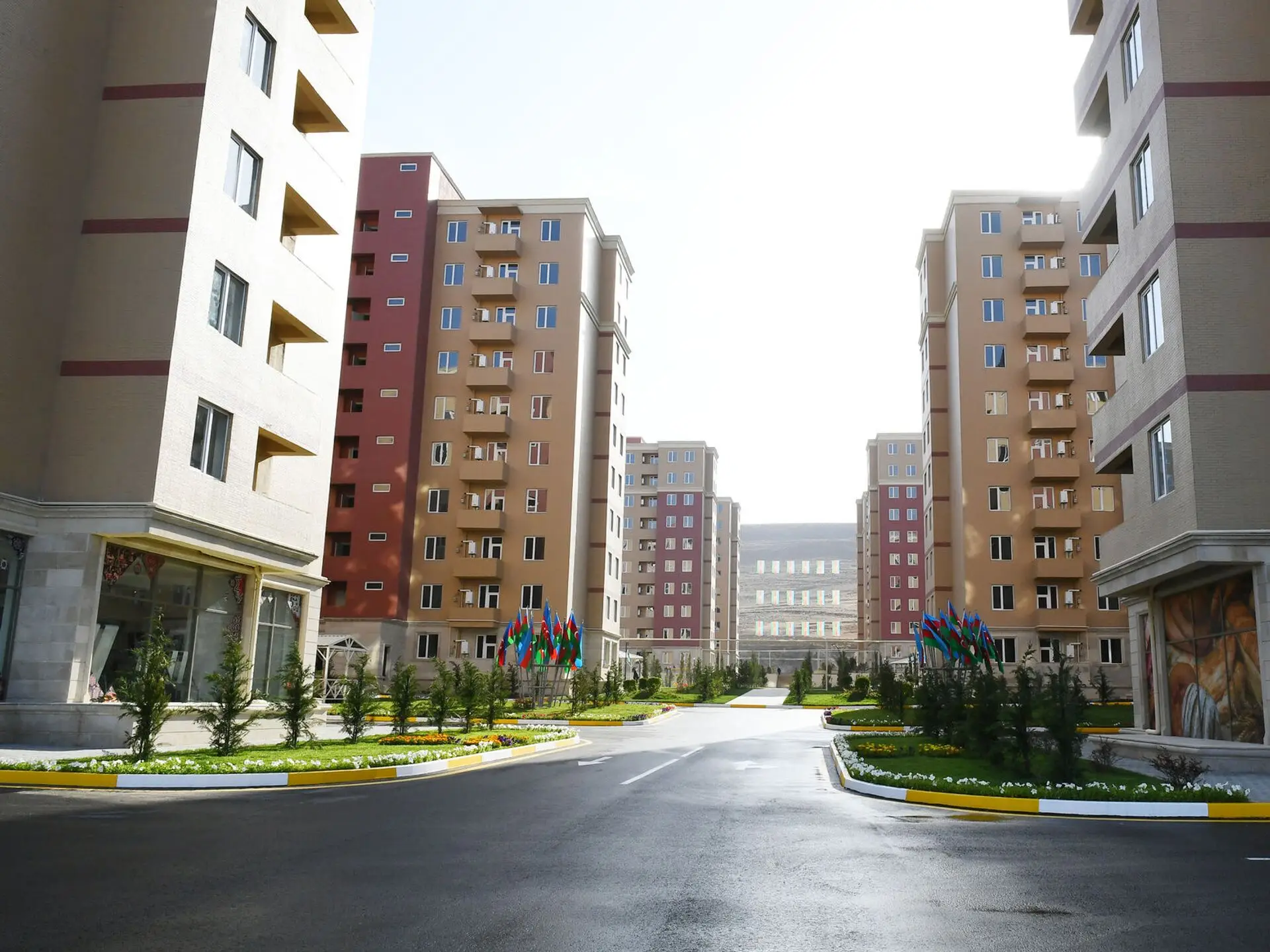 Dövlət xəttilə ipotekaya və kirayəyə verilmiş mənzillərin sayı açıqlandı