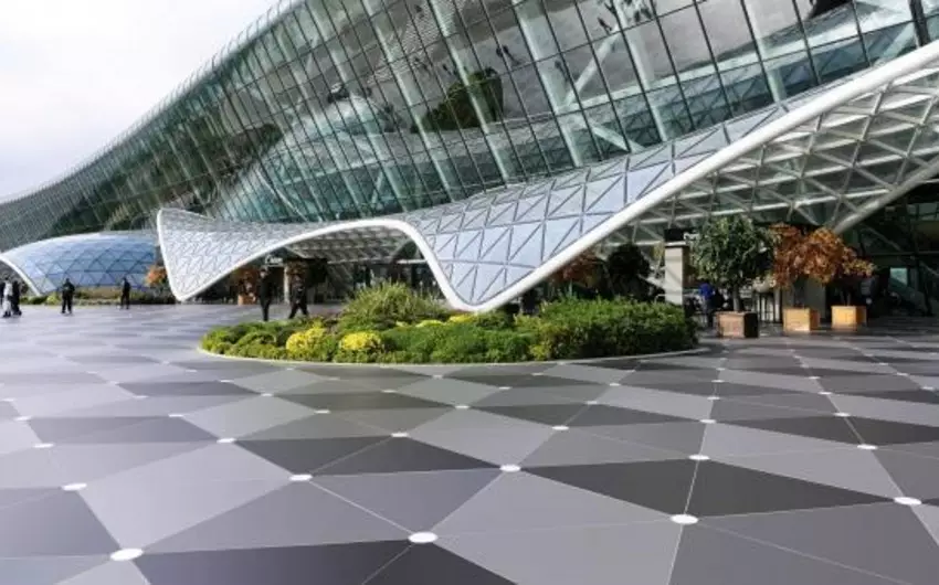 Bakı aeroportu bayram günlərində gücləndirilmiş rejimdə işləyəcək