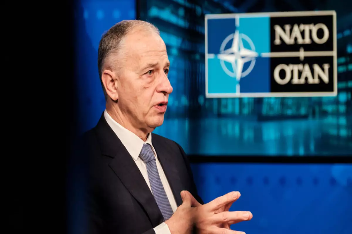 NATO Baş katibi müavininin mandatı uzadılıb