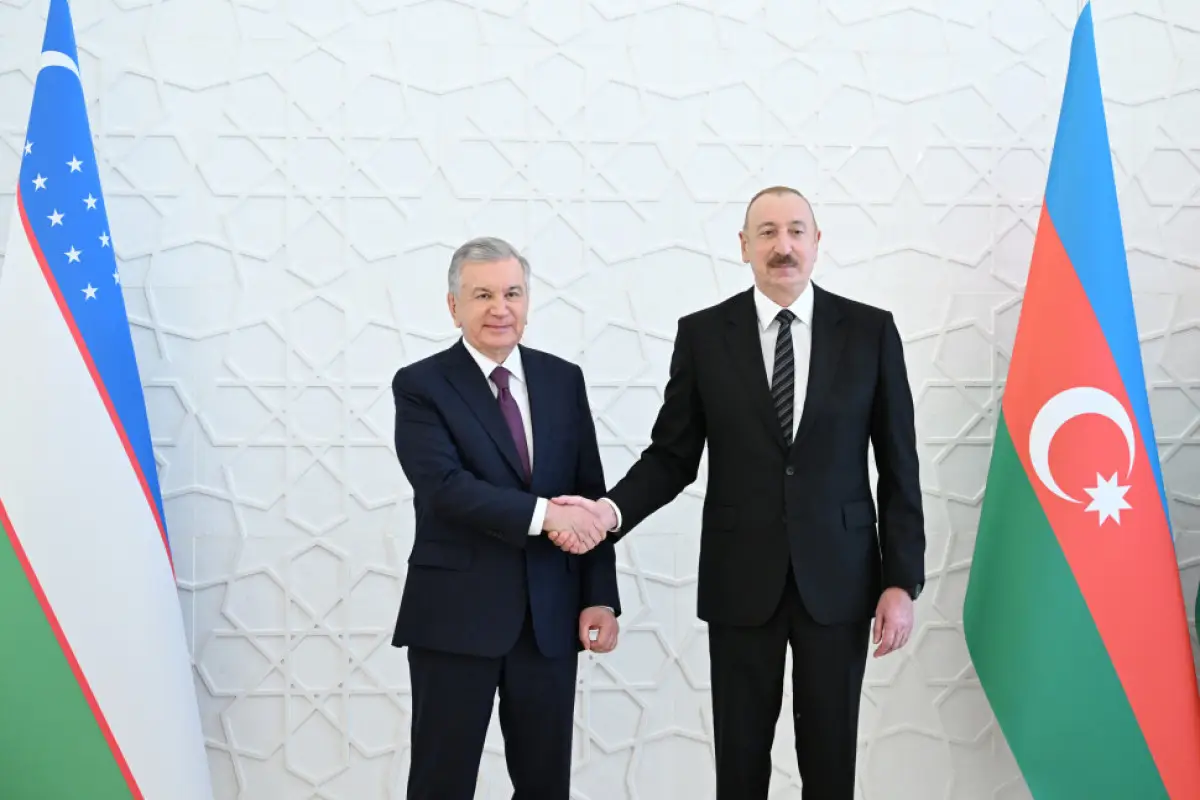 Azərbaycan ilə Özbəkistan arasında imzalanmış sənədlər mübadilə edilib
