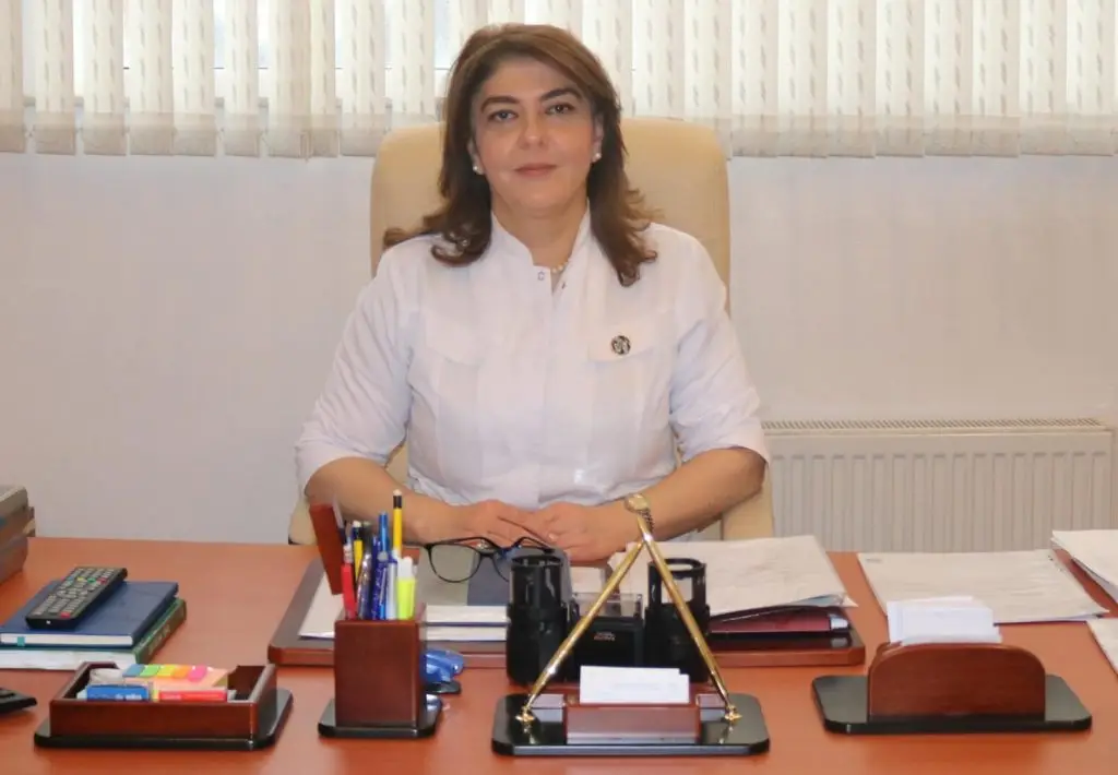 Ötən il atasını, bu il isə anasını itirdi - Direktora ağır itki