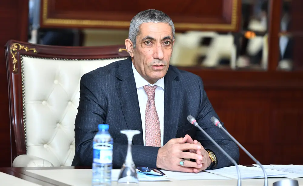 Milli Məclisdə sənədsiz evlər məsələsi müzakirə olundu