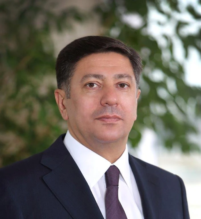 “Xalq Bank”ın rəhbərinə ağır itki üz verib