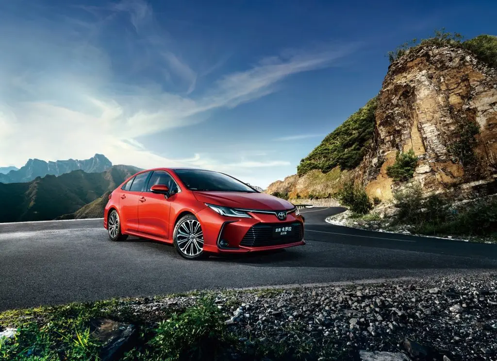 "Toyota" xalis mənfəətini 1,6 dəfə artırıb