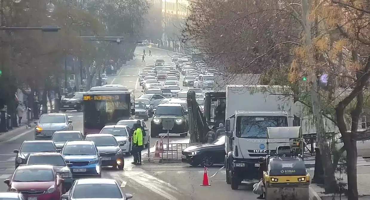 NİİM Rəşid Behbudov küçəsindəki sıxlıqla bağlı məlumat yayıb