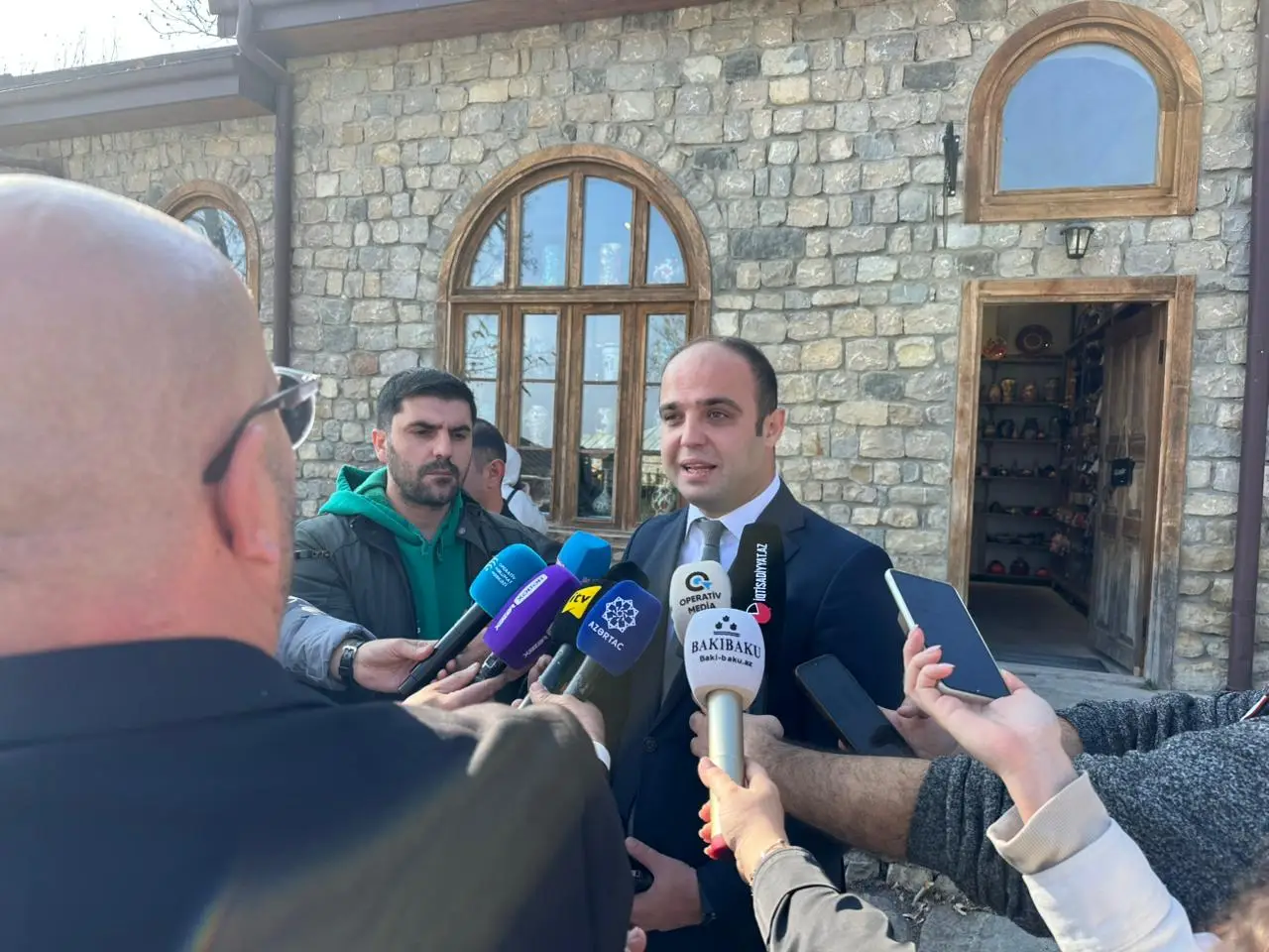 Azərbaycandakı suvenir mağazalarına qarşı tələblər sərtləşdirilir
