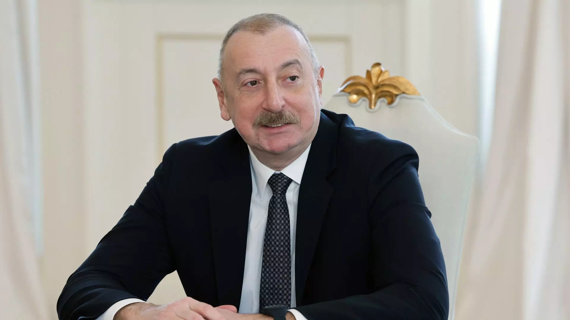 Prezident İlham Əliyev Küveyt Dövlətinin Əmirinə təbrik ünvanlayıb