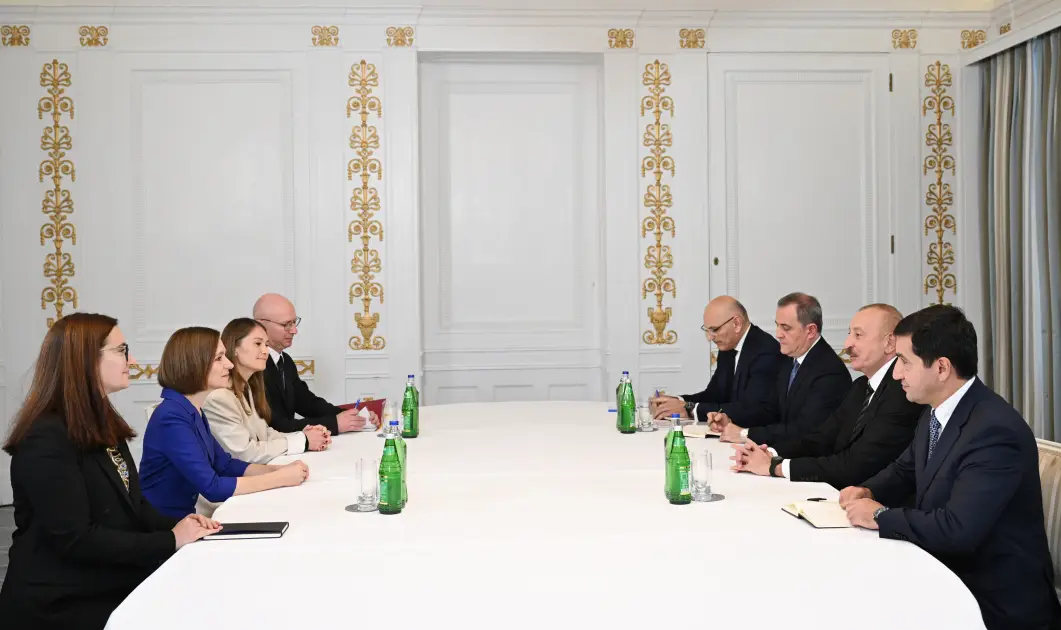 İlham Əliyev Kopenhagendə Moldova Prezidenti ilə görüşüb
