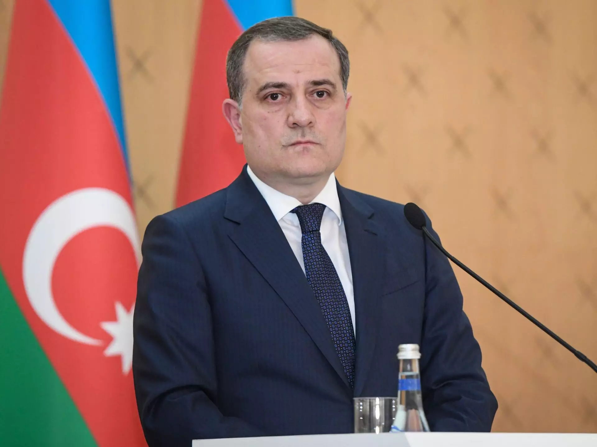 Ceyhun Bayramov Səudiyyə Ərəbistanı Krallığına rəsmi səfərə yola düşüb
