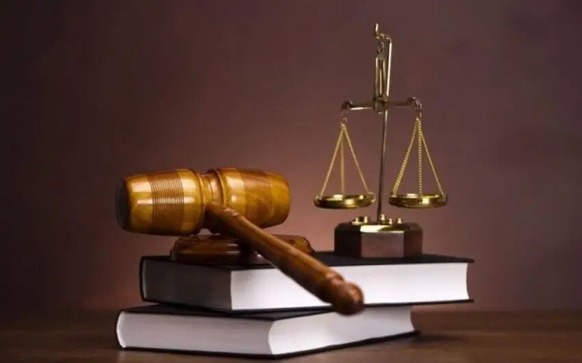 Ötən ay 93 nəfər hüquqşünasın ixtisası tanınmadı